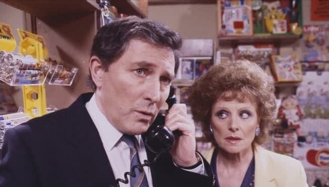 Ушел из жизни звезда сериала "Доктор Кто": "Мирно, в больнице"