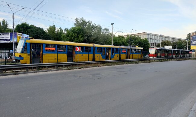 Общественный трансорт в Киеве, фото: Киев Вечерний