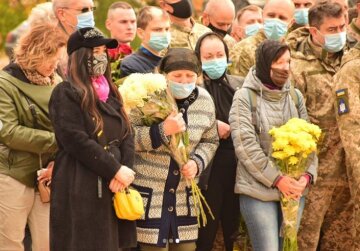 Панахида під Харковом, фото - Антон Авіжас