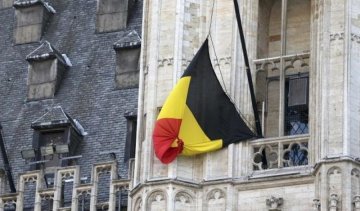 Найвищий в світі хмарочос підсвітили кольорами Бельгії та ЄС (фото)