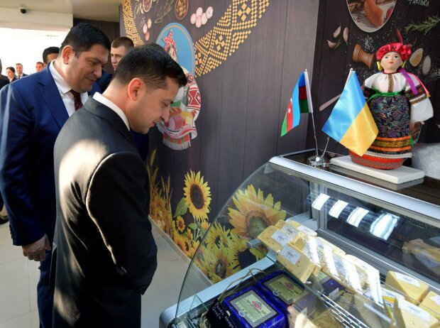 Украинские продукты в самом центре Баку, фото: Офис Президента