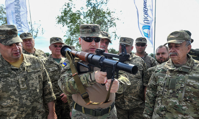 Военные