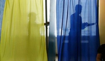 Затягивая выборы на Донбассе, Украина успеет восстановить силы