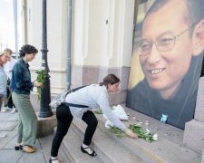Із пристрастю: влада "перейнялася" вдовою нобелівського лауреата