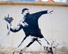 Таємничого Вanksy вперше засікла камера