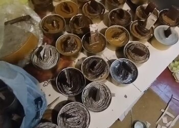 Окопные свечи, фото: Знай.ua
