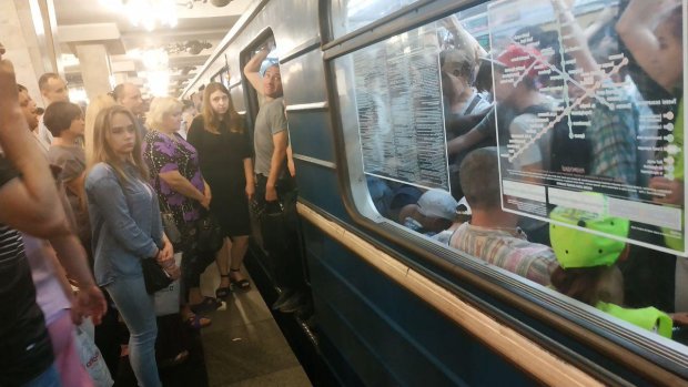 Харківський суд прийняв скандальне рішення про проїзд у метро: стане не по кишені