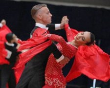 Во Львове 600 пар соревновались за первенство в спортивных танцах (фото)
