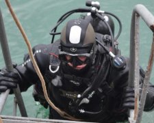 Морской патруль: военные водолазы показали захватывающие способности