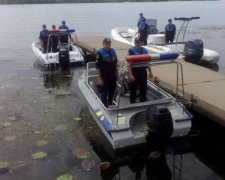 Запорожские копы показали новейший штурмовой катер