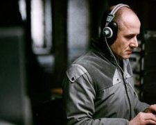Спецслужбы тотально прослушивают россиян
