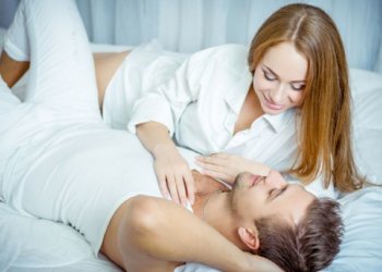 інтимні стосунки
