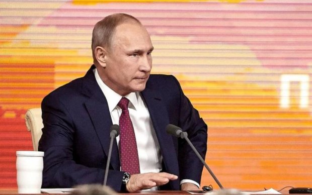 Дал бы кто в займы: Путину припомнили "смытую" Америку