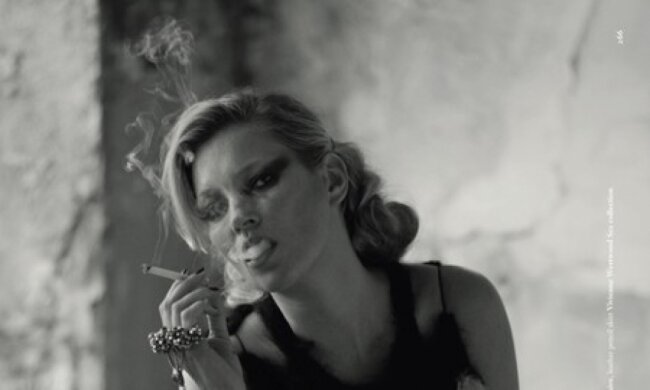 Бродвей би плакав: скандальна модель знялася у відвертій фотосесії