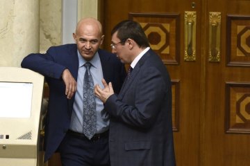 Пішаки Кононенка відправились в нокаут: тепер нікому "забезпечити" результат на окрузі