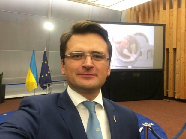 Чистки продолжаются: Зеленский распрощался с представителем Украины в Совете Европы