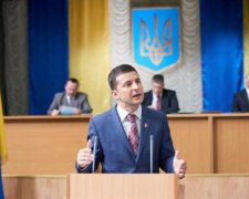 Збили на зльоті: експерт знищила Зеленського-політика