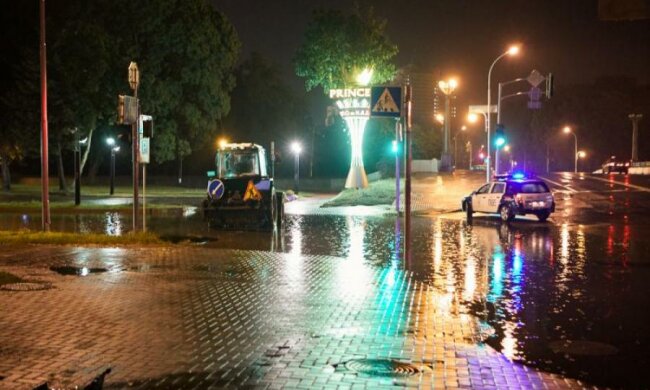 Погода на 24 апреля: украинцам посоветовали готовить лодки