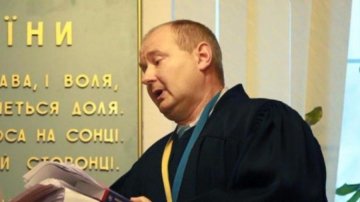 Чаус прийшов з повинною