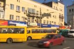 Такси по 700 гривен и "маршрутка-призрак": как украинцы добираются на работу