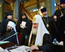 Единая украинская церковь: безбожные путинские попы задумали коварную диверсию