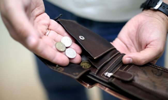 Украинцам поднимут зарплаты: стало известно, когда и на сколько