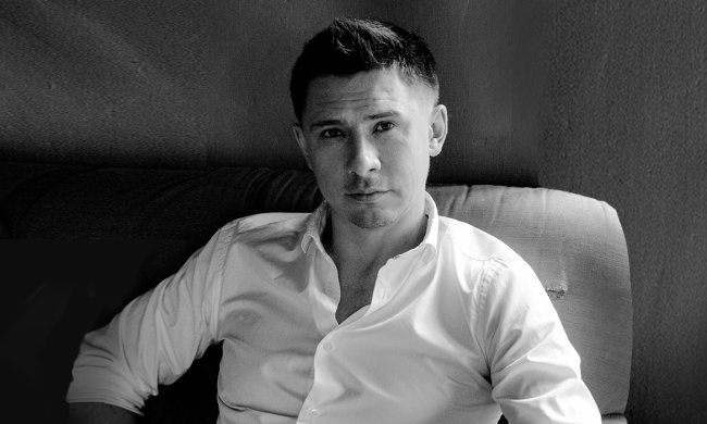 Известного артиста не впустили в США: похож на Путина и шутишь так себя