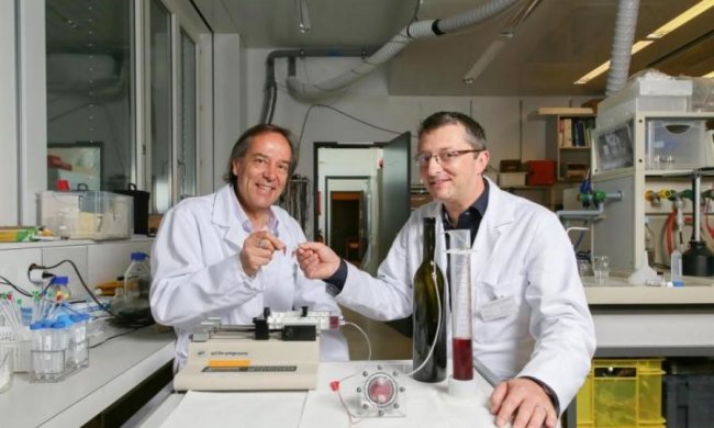 По 50 грамів: фізики навчилися розливати світло