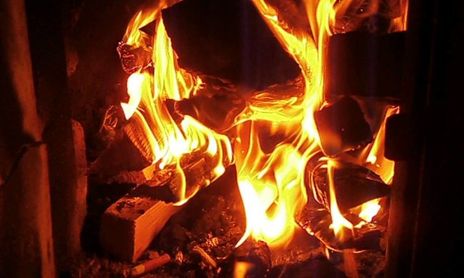 Сьогодні народне свято Златоустів вогонь 9 лютого: повір'я і прикмети