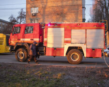 У Львові з палаючого будинку винесли чоловіка без свідомості - заснув серед вогню