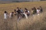 Тернопільських студентів вигнали в поле, але пари не скасували