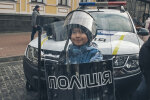 В Киеве малыши захватили полицейских: что происходит на Софиевской площади в рождественский вечер