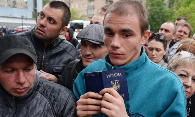 Работа в Польше: заробитчане перевезли в Украину космическую сумму