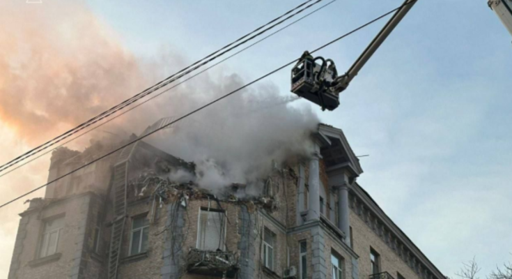 Атака дронами на Київ, фото: ДСНС