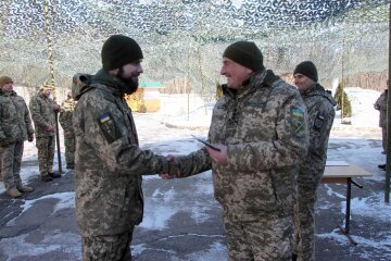 Командування ООС нагородило воєнкорів, фото: штаб ООС