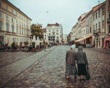 Львовян оставят без света на карантине: список "темных окон"