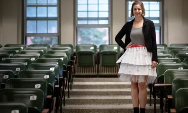 Дівчина прийшла до університету і показала всім викладачам свої страждання: "Треба багато разів"