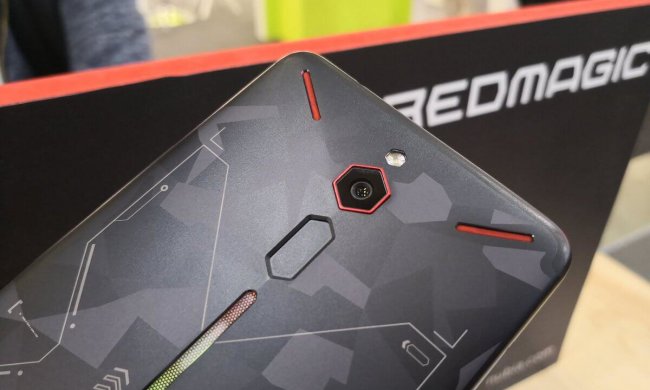 Настоящий дьявол: Nubia представила первый игровой смартфон