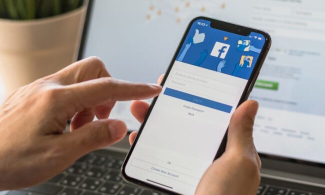 Мошенничество через Facebook: мужчина потерял деньги