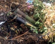В Маріуполі знайшли схованку з гранатометами і боєприпасами (фото)