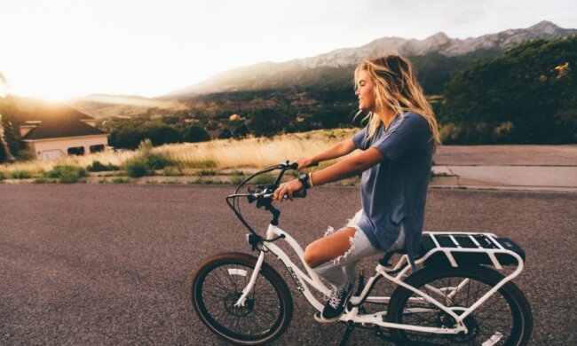 Дівчина, фото: Pixabay