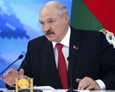 Лукашенко заборонив російським птахам з'являтися в Білорусі