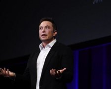 Tesla Маска пожертвує безпекою заради швидкості