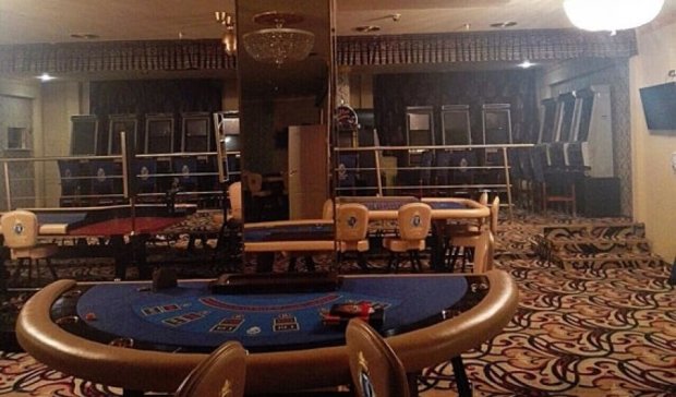 Полиция накрыла элитное казино в центре Киева