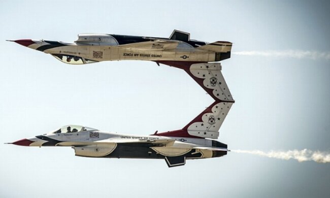 Уникальные снимки с будней военных (фото)