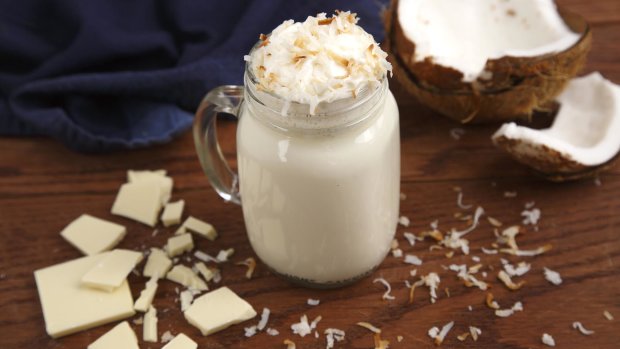Удивительный рецепт горячего шоколада с кокосом