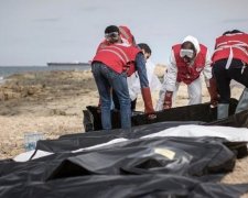 Шторм викинув на берег Лівії десятки тіл мігрантів