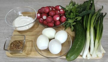 Весенние витаминные салаты: фото скрин Ютуб