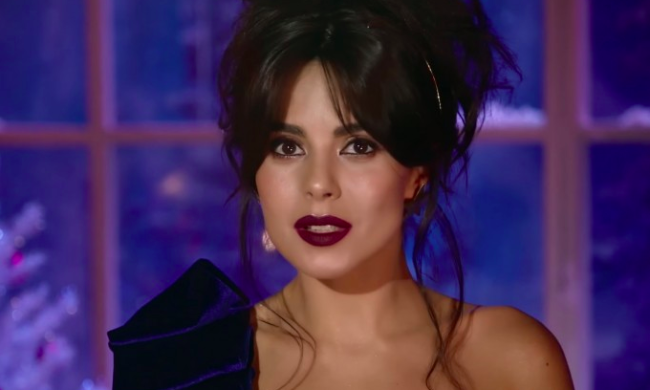 Каменских примерила для Потапа образ шикарной школьницы: нереальная красотка