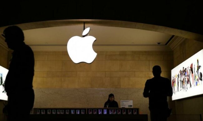 Apple уже не та: после смерти Стива Джобса серверы компании смог взломать даже школьник